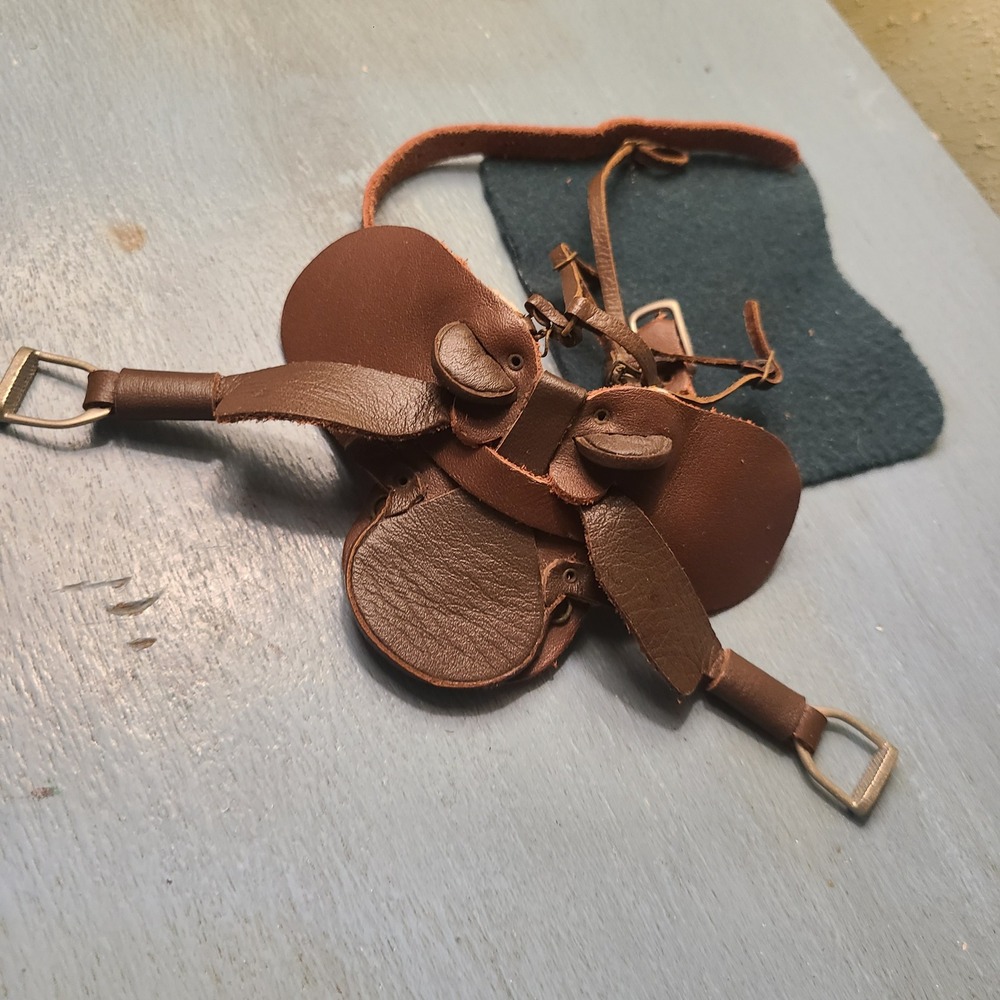 Breyer Australian Aussie Saddle Breastplate Pad Set Traditional Size Leather - Picture 11 of 13
